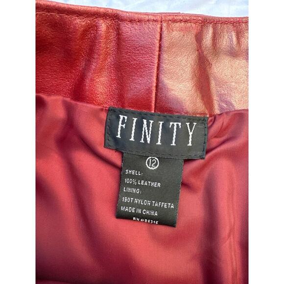 Finity Red Leather Skirt NWT Size 12 - Flaw - Picture 2 of 6